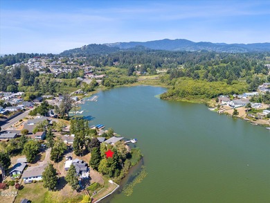 Don't miss this rare opportunity to own two lakefront lots being - photo 5