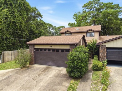 FABULOUS OPPORTUNITY TO LIVE IN A WATERFRONT COMMUNITY! Welcome - photo 2