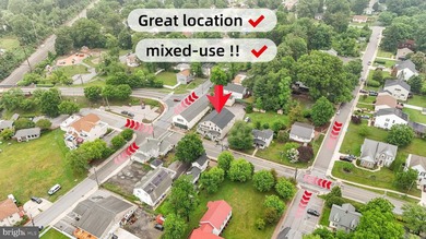 Rare live-work (Commercial & Residential) opportunity in the - photo 2