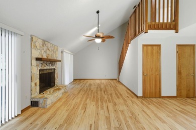 FABULOUS OPPORTUNITY TO LIVE IN A WATERFRONT COMMUNITY! Welcome - photo 3