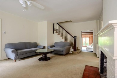 Welcome to 36 Seaview Avenue - a truly magnificent colonial - photo 5