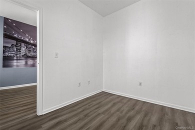 BACK IN MARKET!!Welcome to East Williamsburg, a rare 2bedroom - photo 7