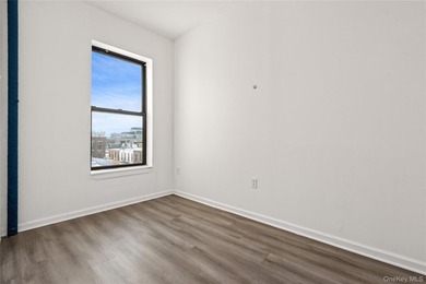 BACK IN MARKET!!Welcome to East Williamsburg, a rare 2bedroom - photo 8