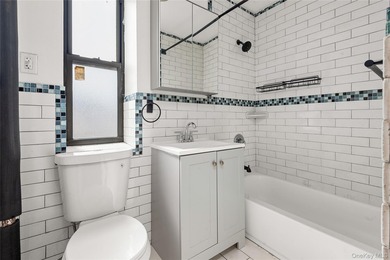 BACK IN MARKET!!Welcome to East Williamsburg, a rare 2bedroom - photo 9