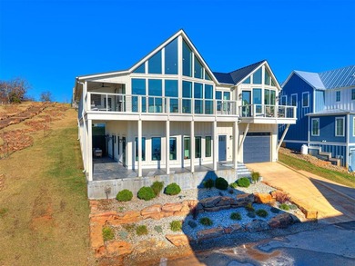 Lake Eufaula Home For Sale in Carlton Landing Oklahoma
