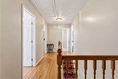Welcome to this beautiful Colonial located at 1433 Manatuck Blvd - photo 12