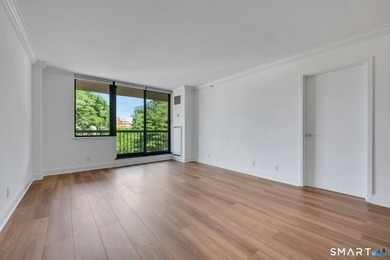Experience refined luxury living at The Classic, one of downtown - photo 13