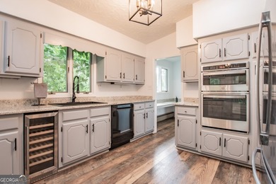 Rare opportunity to own a beautifully renovated historic - photo 15