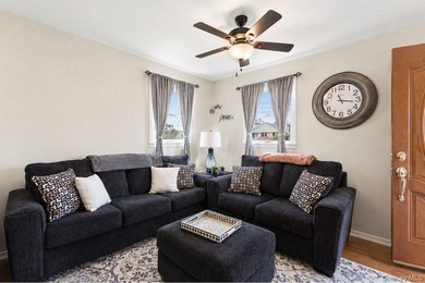 Welcome to this beautiful Colonial located at 1433 Manatuck Blvd - photo 19
