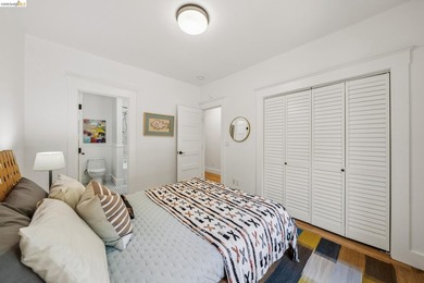 Refined North Berkeley Craftsman with Legal ADU, Private Garden - photo 23