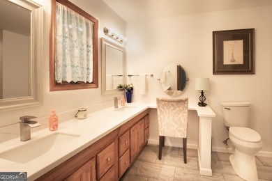 Rare opportunity to own a beautifully renovated historic - photo 28