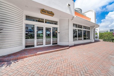 124 NE 5th Ave offers a rare opportunity to acquire a - photo 3