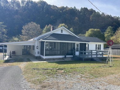 (private lake, pond, creek) Home For Sale in Calvin Kentucky