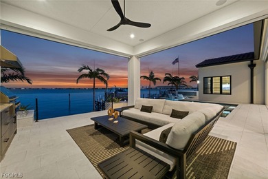 Exceptional riverfront living with modern design and curated - photo 4