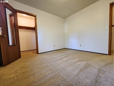 Price Reduction! Welcome to this inviting 2-bedroom, 1.5 bath - photo 14