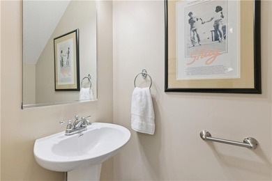 Back on the market through no fault of the sellers. Buyer had a - photo 15