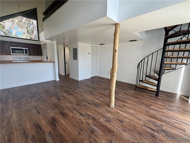 Waterfront Living at Its Finest - Perfect Getaway or Investment - photo 17