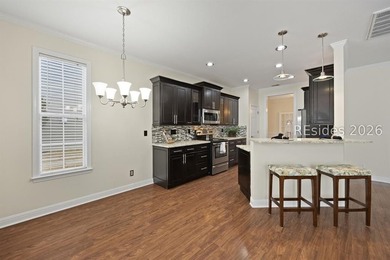 Located in the sought-after University Park community, this - photo 9