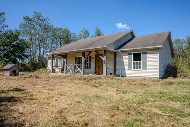 (private lake, pond, creek) Home For Sale in Stanford Kentucky