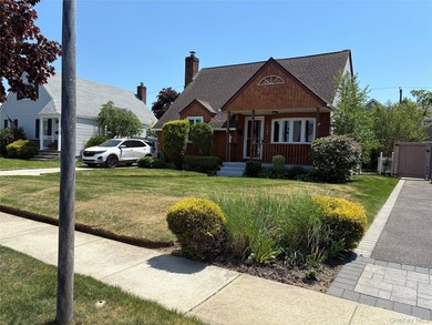 Light and Brite Three Bedroom Two Renovated Bath Cape Cod - photo 1