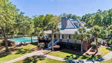 Beautiful 4 bedroom 3.5 bath home with dedicated office/den or - photo 43