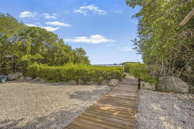 Stunning bayfront living in Key Largo's sought-after Buccaneer - photo 45