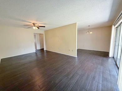 Location doesn't get better than this-- this community has it - photo 4