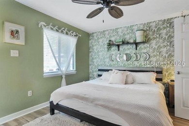 This first-floor 2BR/2BA villa in Palmetto Commons presents a - photo 7