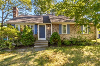 Kelleys Bay Pond Home For Sale in South Dennis Massachusetts