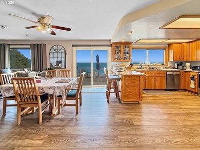 Oceanfront Oasis Home with Stunning Panoramic Views from inside - photo 11