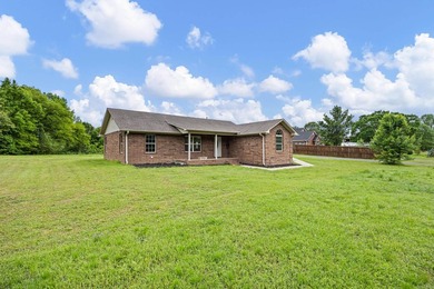BACK ON THE MARKET - NO FAULT OF THE SELLERS! Don't miss this - photo 3