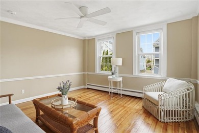 Private first-floor residence in the rear building at 48 1/2 - photo 17
