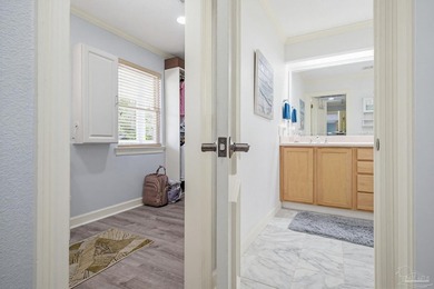 Now presenting a rare opportunity in the sought-after Mills - photo 23