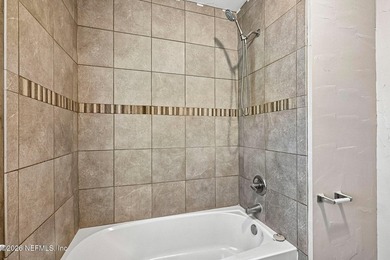 Calling all investors and savvy buyers! This 3-bedroom, 2-bath - photo 24