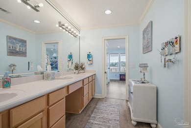 Now presenting a rare opportunity in the sought-after Mills - photo 33