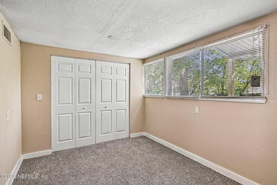 Calling all investors and savvy buyers! This 3-bedroom, 2-bath - photo 34