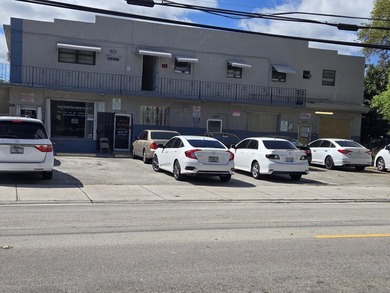 Prime Mixed-Use Redevelopment Retail + Residential Vertical - photo 1