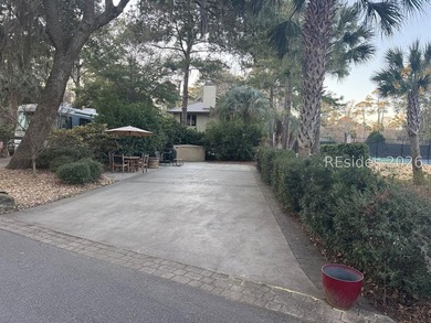 Hilton Head Island Motorcoach Resort lot #401 is a gorgous - photo 1