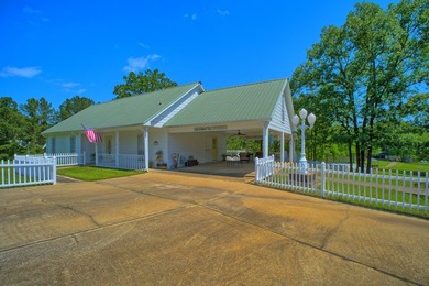 TURNKEY WATERFRONT on 2 pristine acres! This FULLY FURNISHED - photo 7