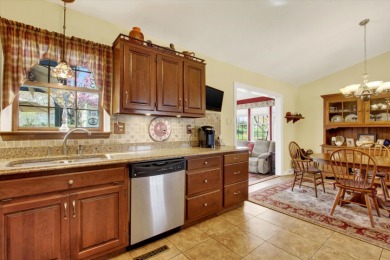 Lovely Rancher with fully finished lower level - photo 7