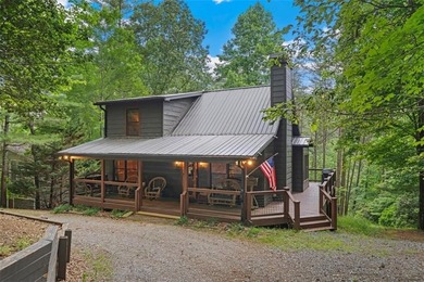 A peaceful lakeside escape awaits in this charming mountain - photo 33