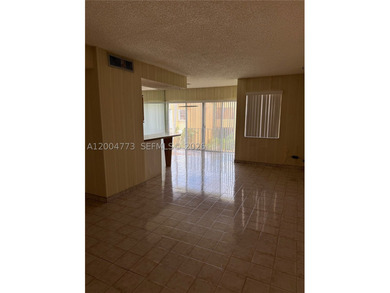 Great location! This gated community , 2-bedroom, 1-bath second - photo 4