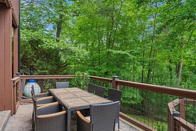 A peaceful lakeside escape awaits in this charming mountain - photo 38