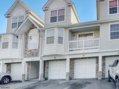 Mill Pond  Townhome/Townhouse For Sale in Roxbury Twp. New Jersey