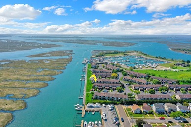 Welcome to waterfront paradise at the desirable Anchorage with - photo 5