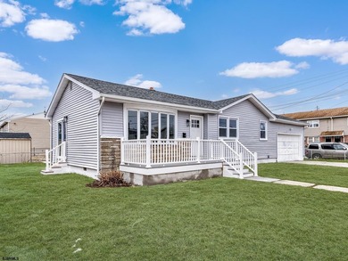 Welcome home on Hamilton. This fully remodeled and somewhat - photo 4