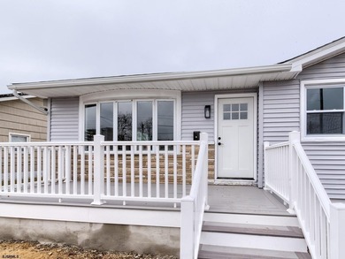 Welcome home on Hamilton. This fully remodeled and somewhat - photo 8