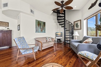 WATERFRONT HOUSE FOR SALE IN Suwannee!! This charming 3-bedroom - photo 13