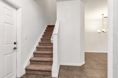 This beautifully maintained 3-bedroom, 2-bathroom end-unit - photo 7