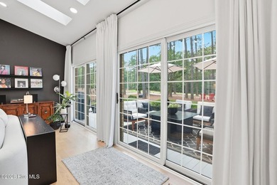 Stunningly renovated ranch on a prime golf course lot on the - photo 18